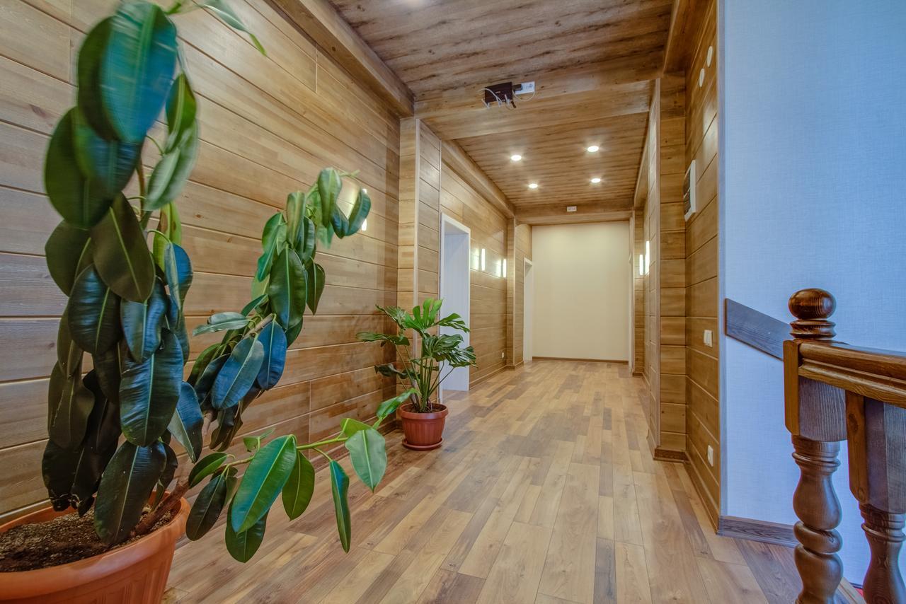 Hillside Karakol B&B エクステリア 写真