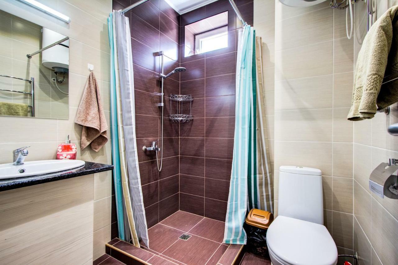 Hillside Karakol B&B エクステリア 写真