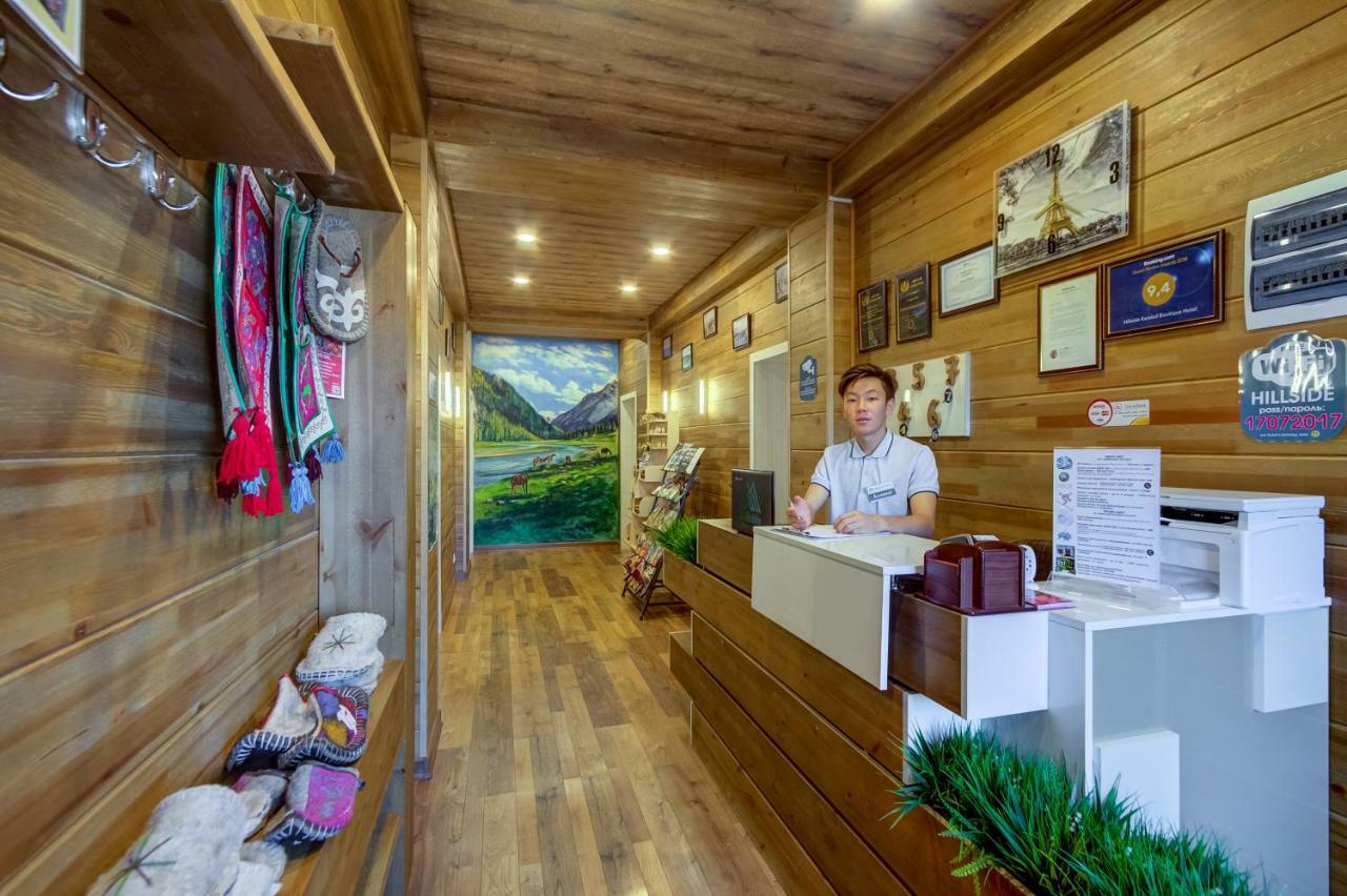 Hillside Karakol B&B エクステリア 写真